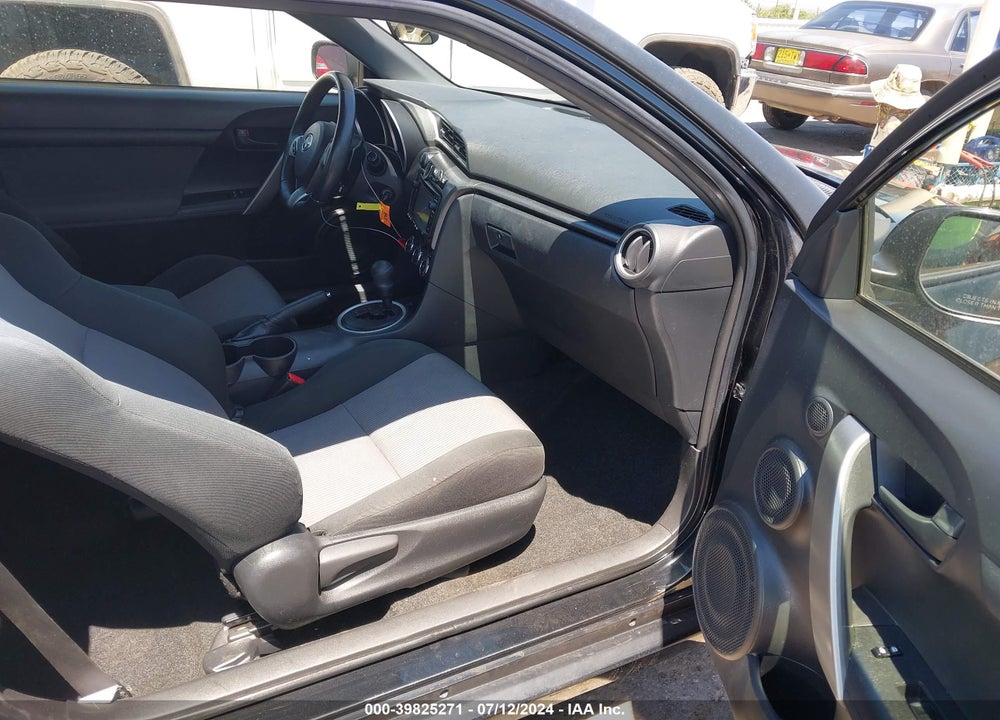 2015 SCION TC VIN: JTKJF5C74FJ012706