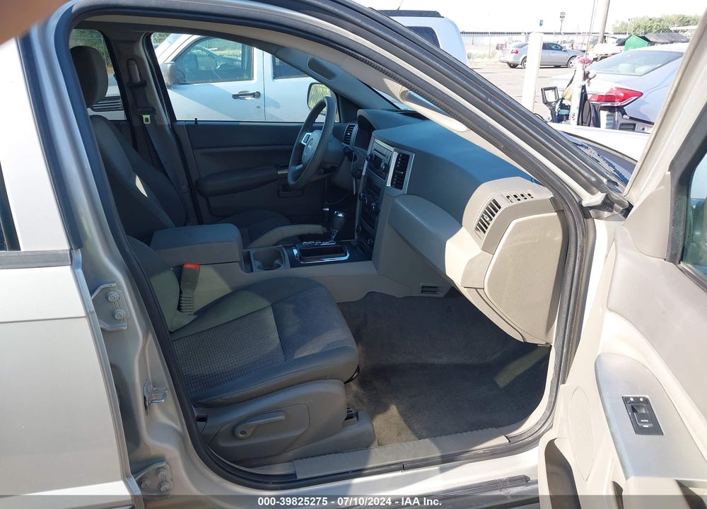 2008 JEEP GRAND CHEROKEE LAREDO VIN: 1J8GR48K48C109162