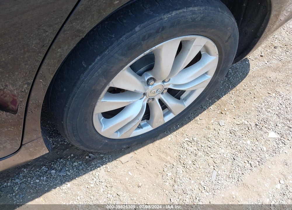 2011 INFINITI M37X VIN: JN1BY1AR2BM370420
