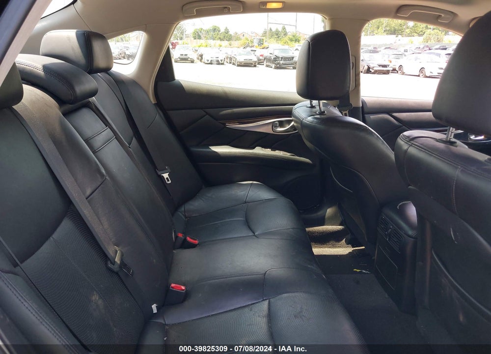 2011 INFINITI M37X VIN: JN1BY1AR2BM370420