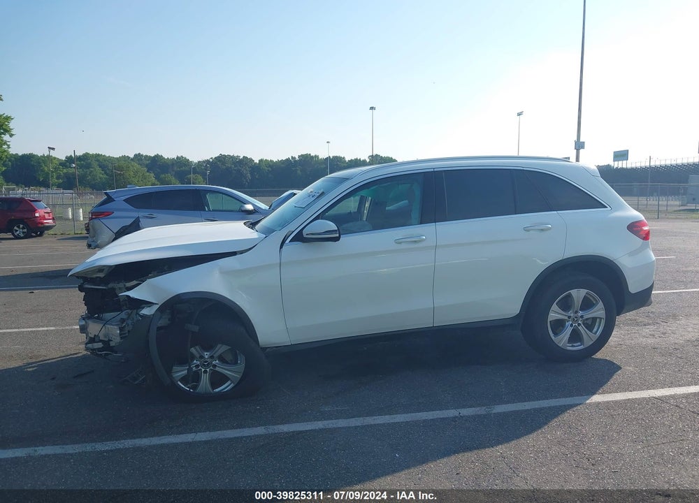 2018 MERCEDES-BENZ GLC 300 4MATIC VIN: WDC0G4KB4JV112459