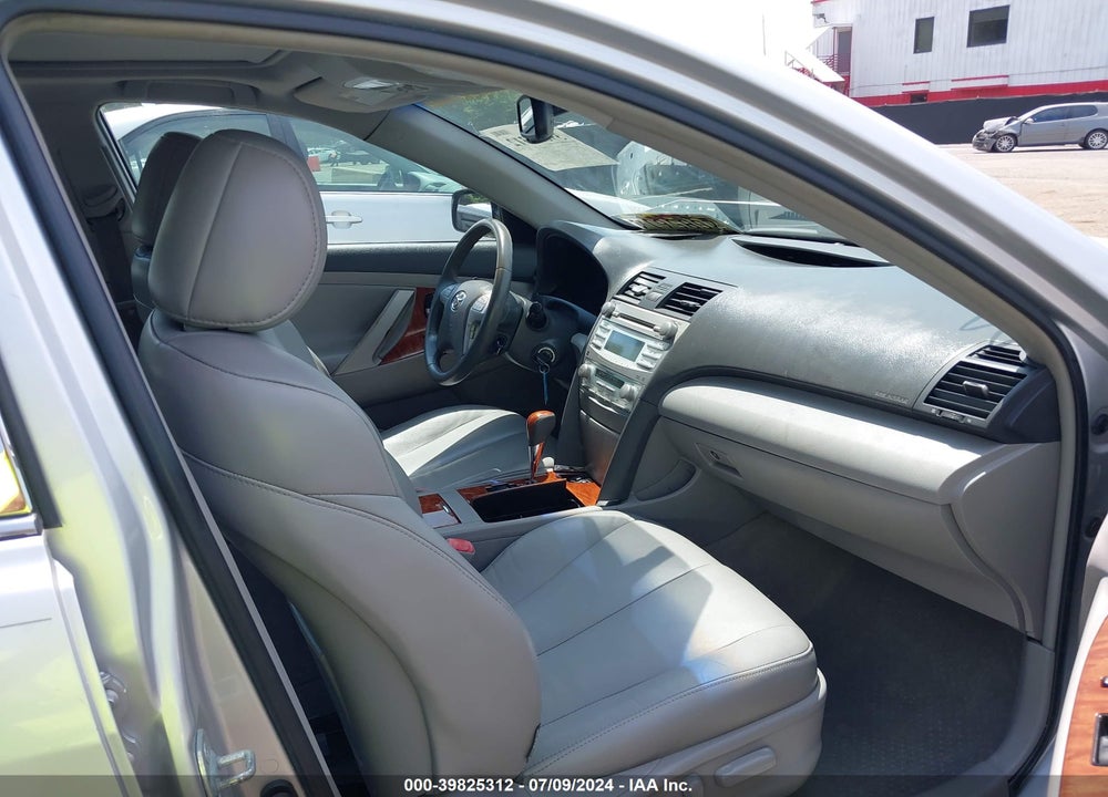 2008 TOYOTA CAMRY XLE VIN: 4T1BE46K08U217946