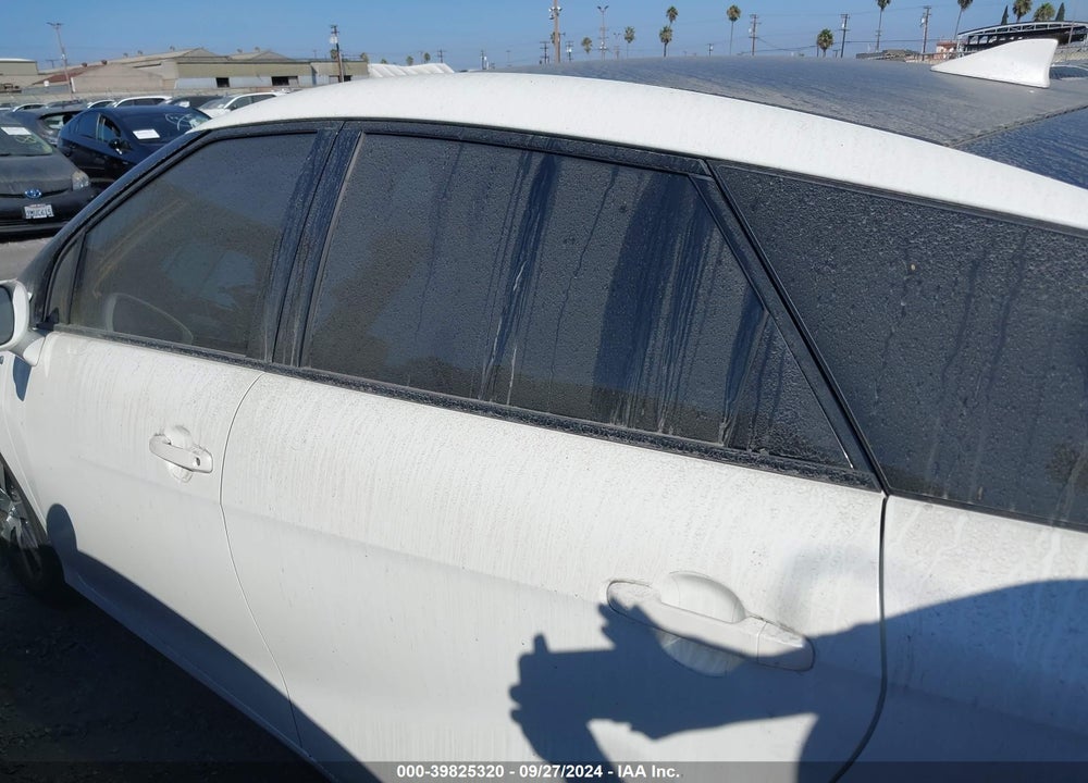 2018 TOYOTA MIRAI VIN: JTDBVRBD1JA004391