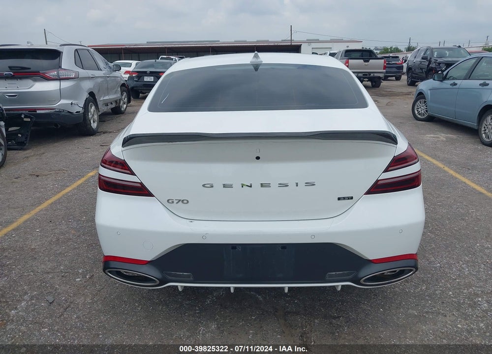 2022 GENESIS G70 3.3T RWD VIN: KMTG54TE1NU090923