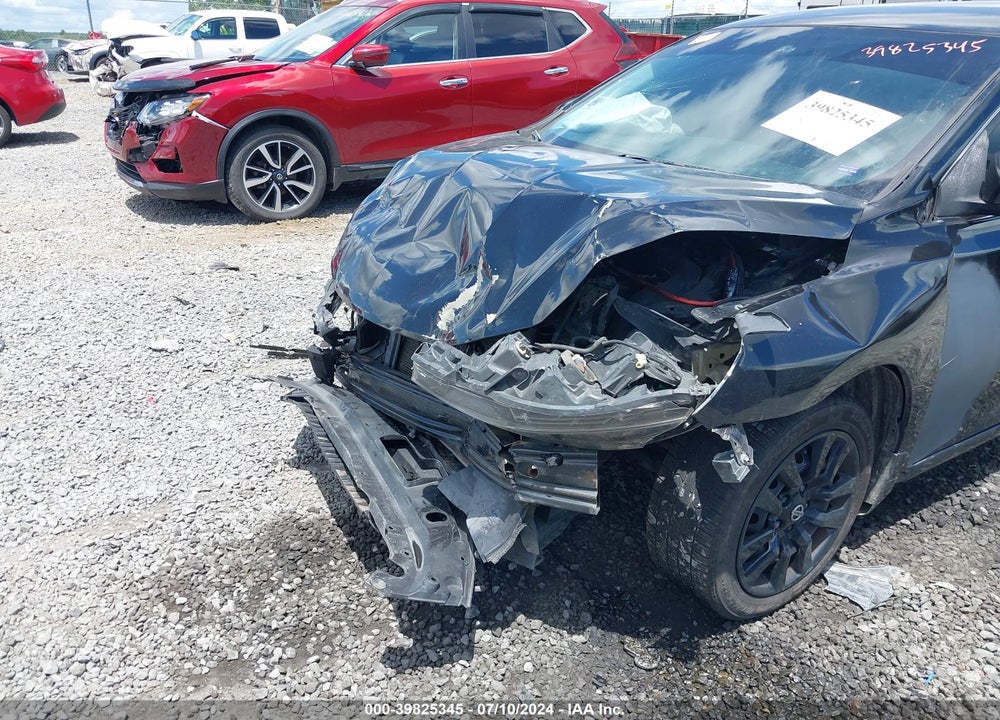 2017 NISSAN SENTRA VIN: 3N1AB7AP7HL660945