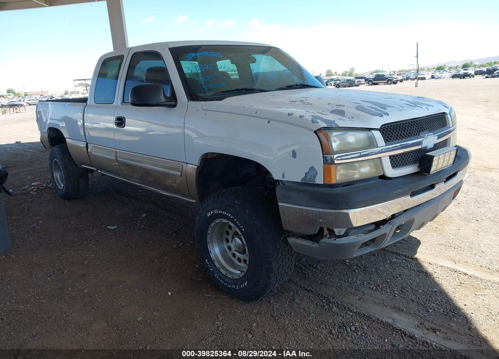 2003 CHEVROLET SILVERADO 1500 LS VIN: 2GCEC19V531312843