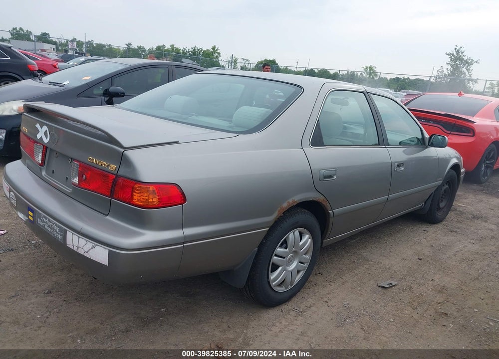 2000 TOYOTA CAMRY LE VIN: 4T1BG22K9YU668488