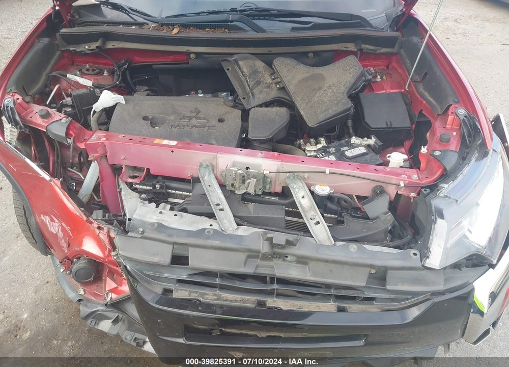 2018 MITSUBISHI OUTLANDER ES VIN: JA4AZ3A30JZ037111