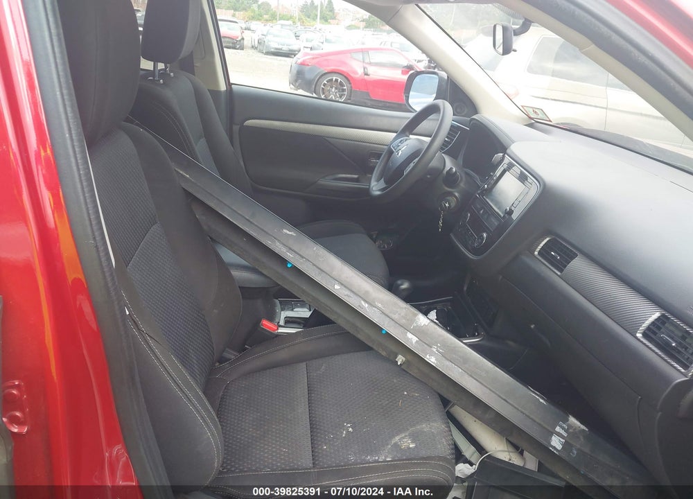2018 MITSUBISHI OUTLANDER ES VIN: JA4AZ3A30JZ037111