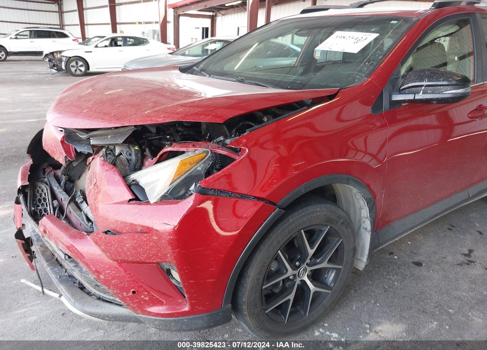 2016 TOYOTA RAV4 SE VIN: JTMJFREV4GJ070603