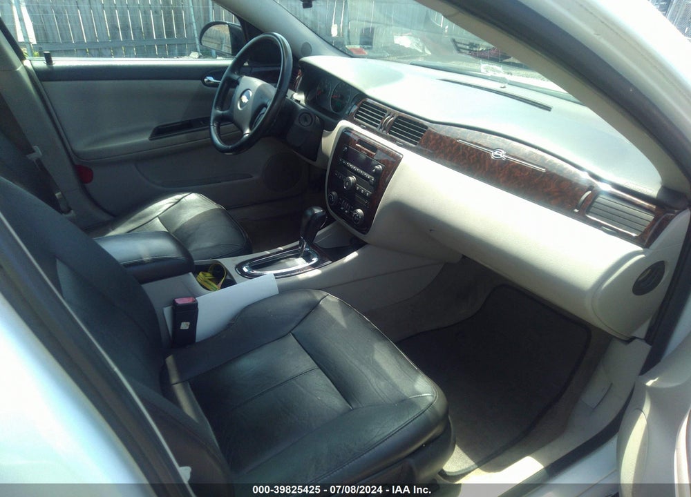2014 CHEVROLET IMPALA LIMITED LT VIN: 2G1WB5E30E1101032