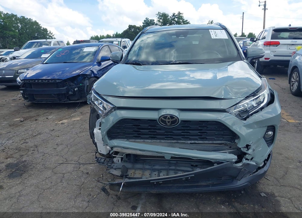 2020 TOYOTA RAV4 XLE VIN: JTMW1RFV4LJ017431