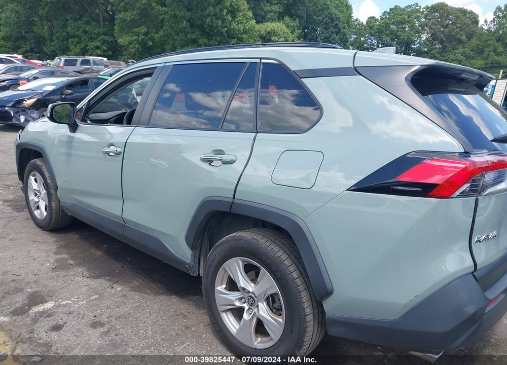 2020 TOYOTA RAV4 XLE VIN: JTMW1RFV4LJ017431