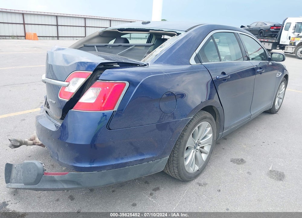 2011 FORD TAURUS LIMITED VIN: 1FAHP2FW4BG167709