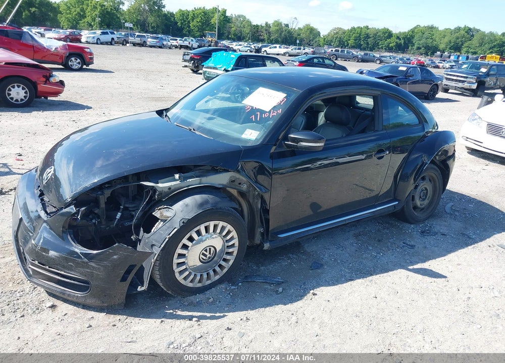 2014 VOLKSWAGEN BEETLE 2.5L VIN: 3VWJP7AT1EM614073