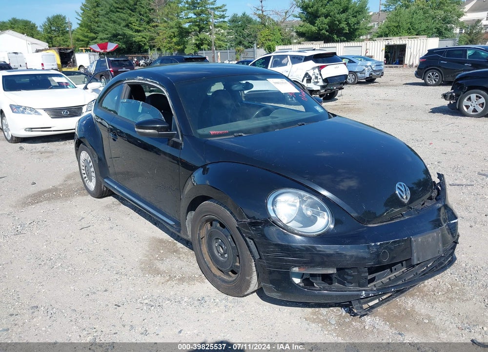 2014 VOLKSWAGEN BEETLE 2.5L VIN: 3VWJP7AT1EM614073