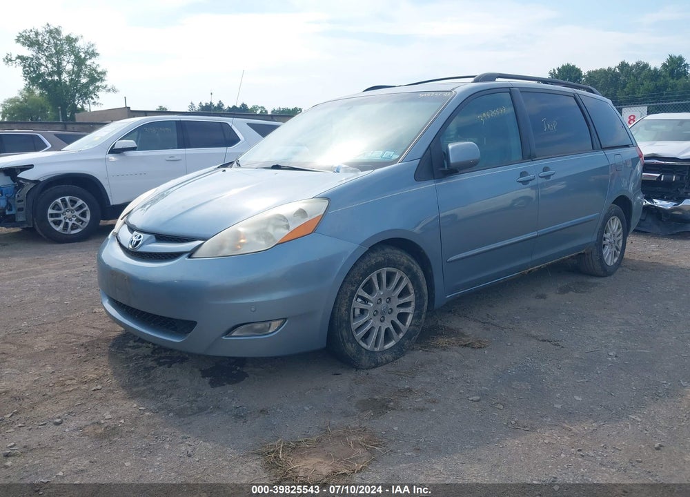 2010 TOYOTA SIENNA XLE VIN: 5TDYK4CC7AS341016