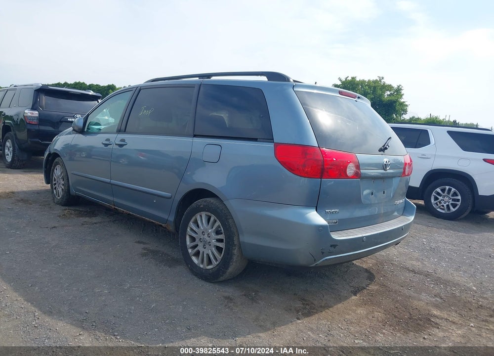 2010 TOYOTA SIENNA XLE VIN: 5TDYK4CC7AS341016