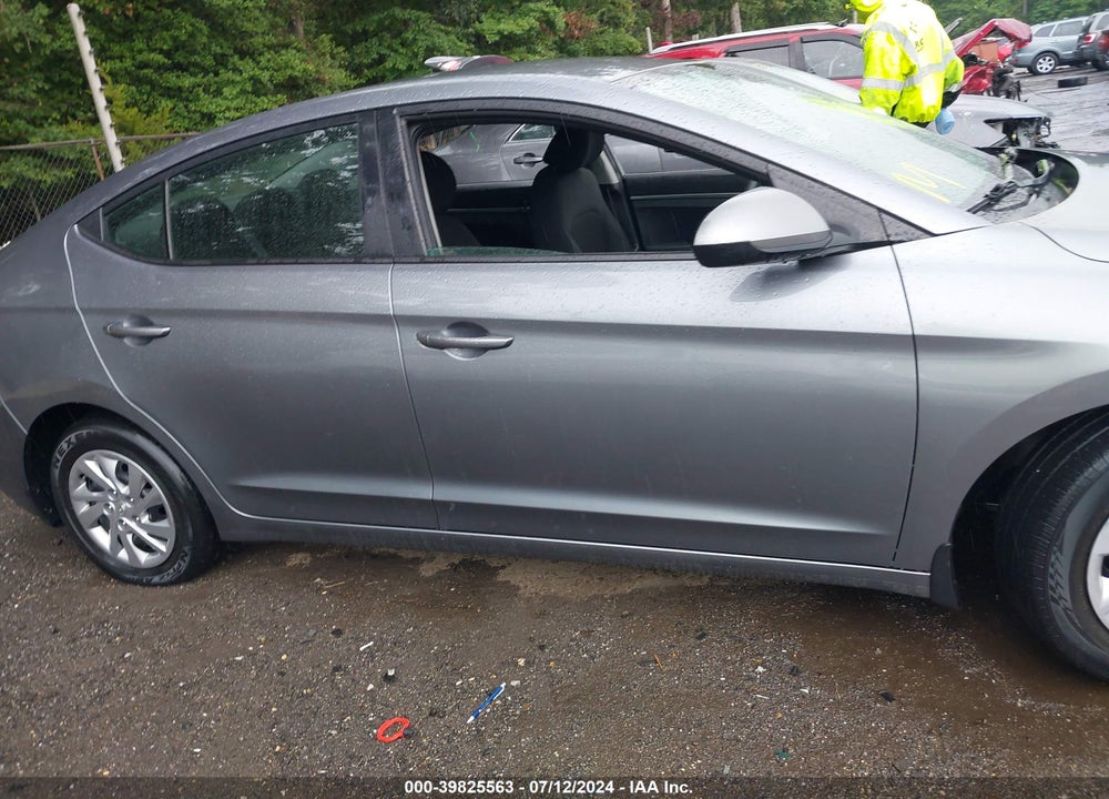 2019 HYUNDAI ELANTRA SE VIN: KMHD74LFXKU882600
