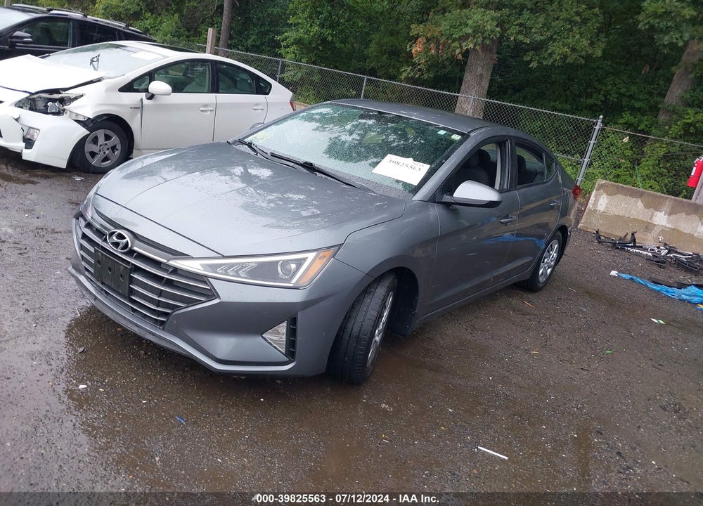 2019 HYUNDAI ELANTRA SE VIN: KMHD74LFXKU882600