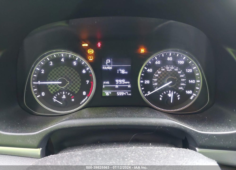 2019 HYUNDAI ELANTRA SE VIN: KMHD74LFXKU882600