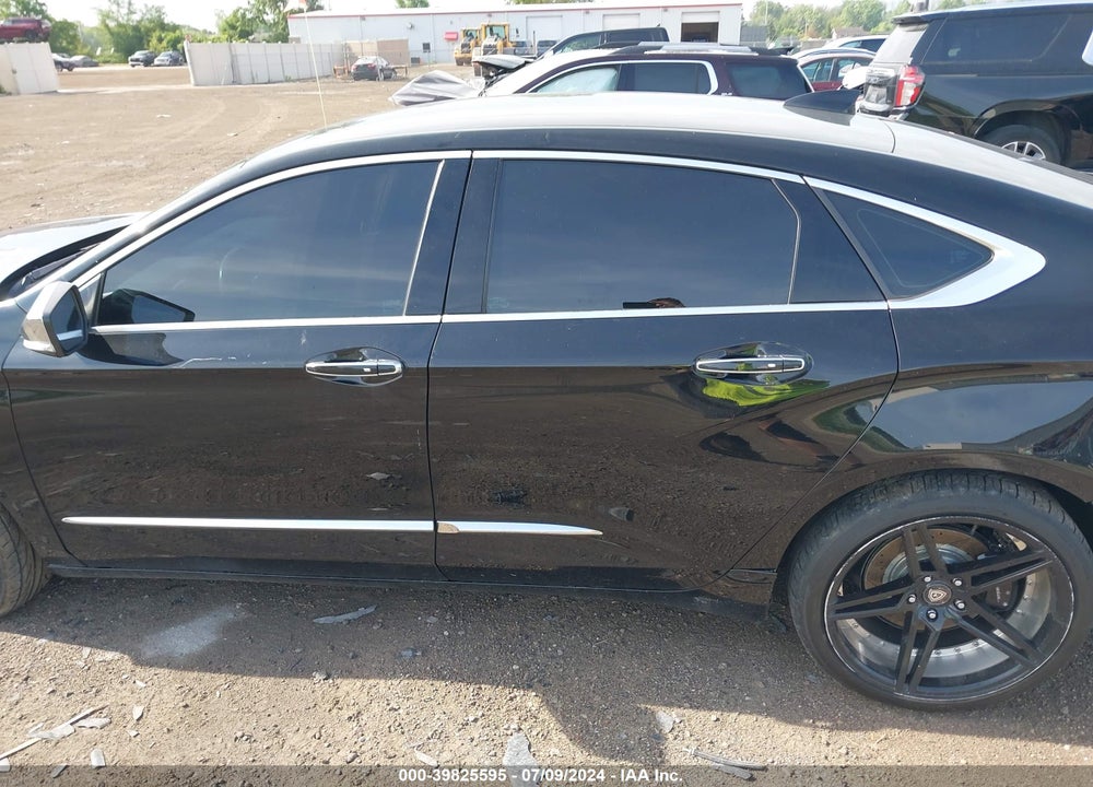 2018 CHEVROLET IMPALA 2LZ VIN: 2G1125S33J9118112