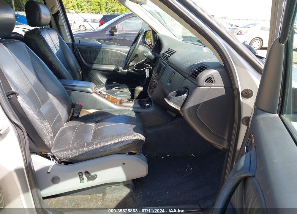 2000 MERCEDES-BENZ ML 320 VIN: 4JGAB54E7YA198305