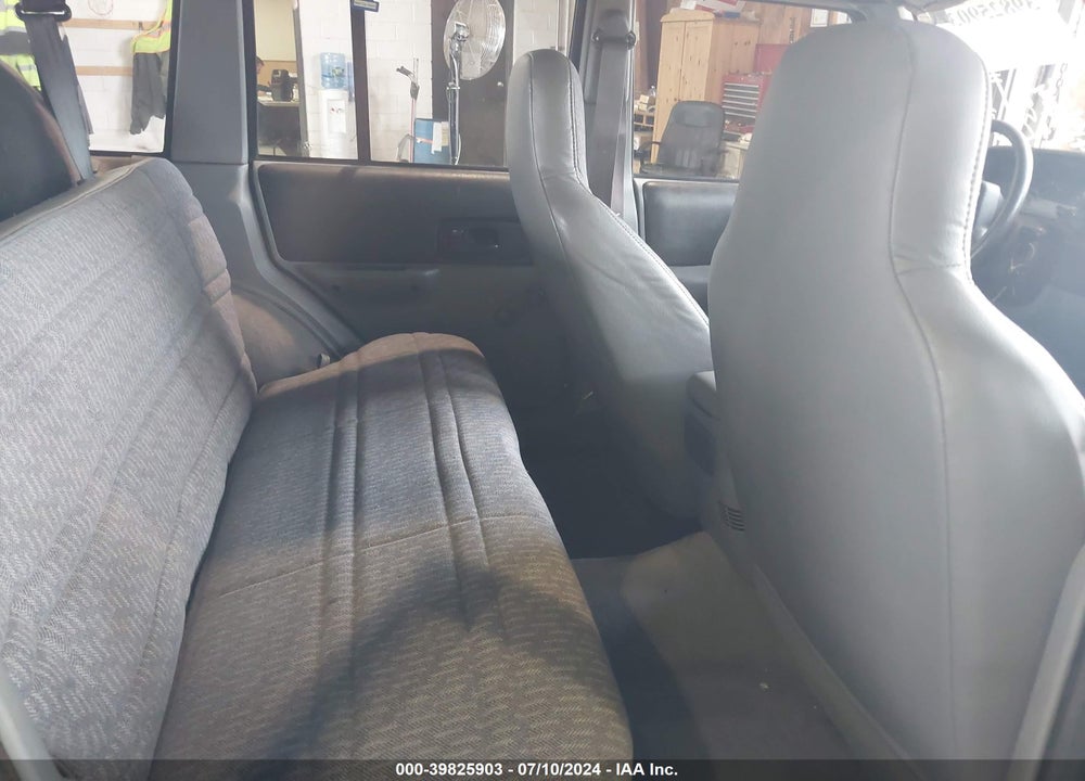 1998 JEEP CHEROKEE SE VIN: 1J4FJ28S9WL163241