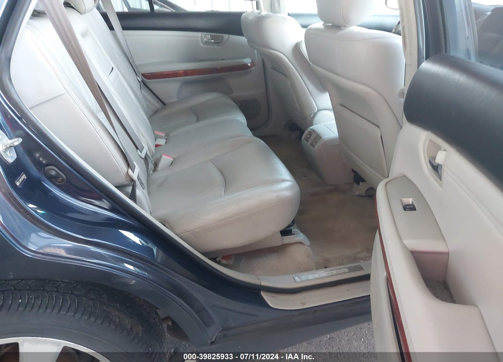 2005 LEXUS RX 330 VIN: JTJHA31U250082143