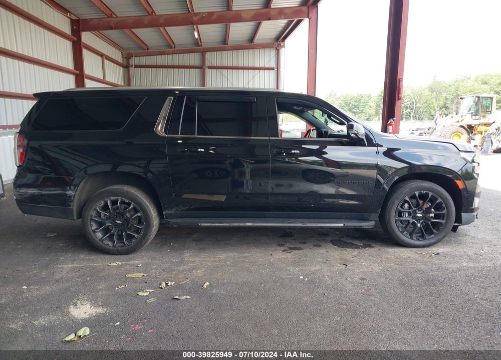 2022 CHEVROLET SUBURBAN 4WD LT VIN: 1GNSKCKD2NR348977