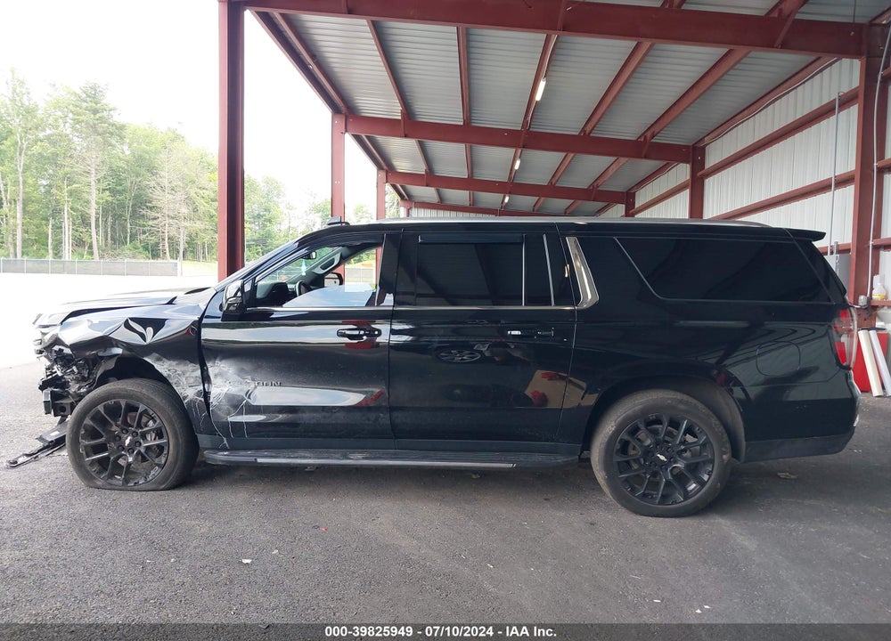 2022 CHEVROLET SUBURBAN 4WD LT VIN: 1GNSKCKD2NR348977