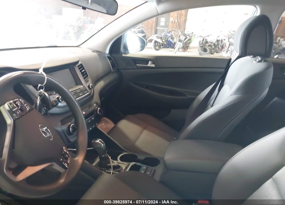 2018 HYUNDAI TUCSON SEL VIN: KM8J3CA48JU739895