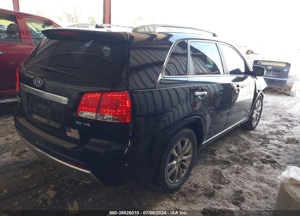 2013 KIA SORENTO SX V6 VIN: 5XYKWDA24DG388333