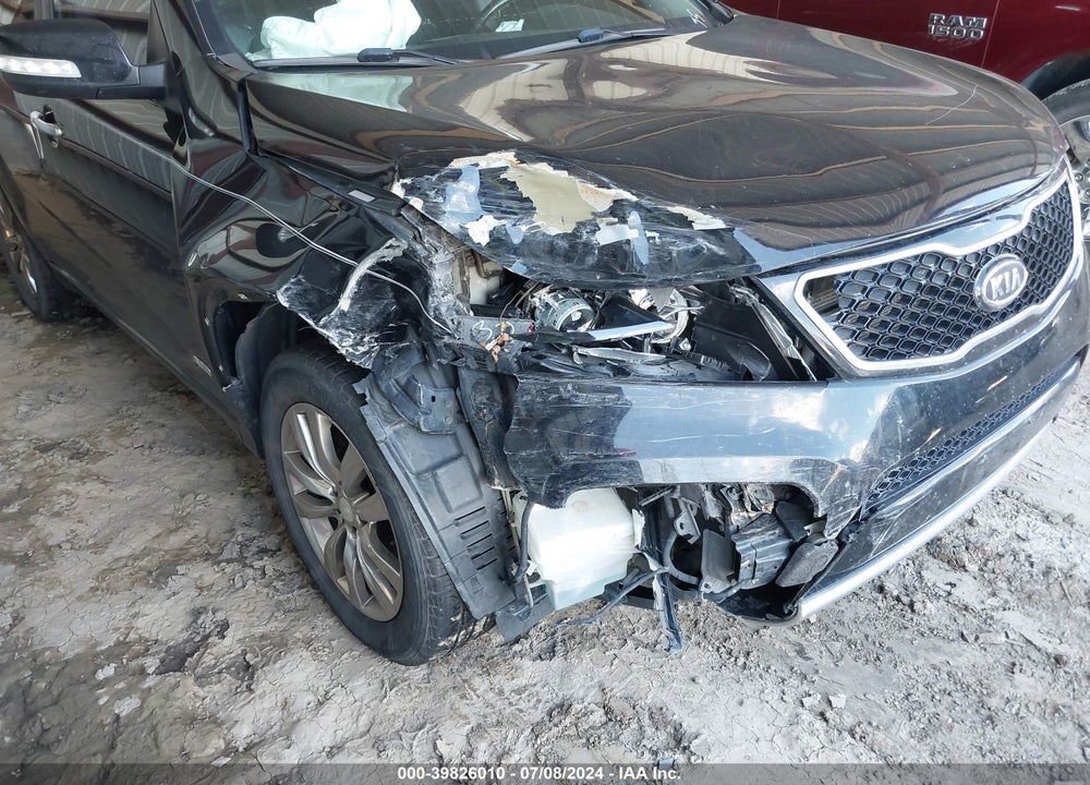 2013 KIA SORENTO SX V6 VIN: 5XYKWDA24DG388333