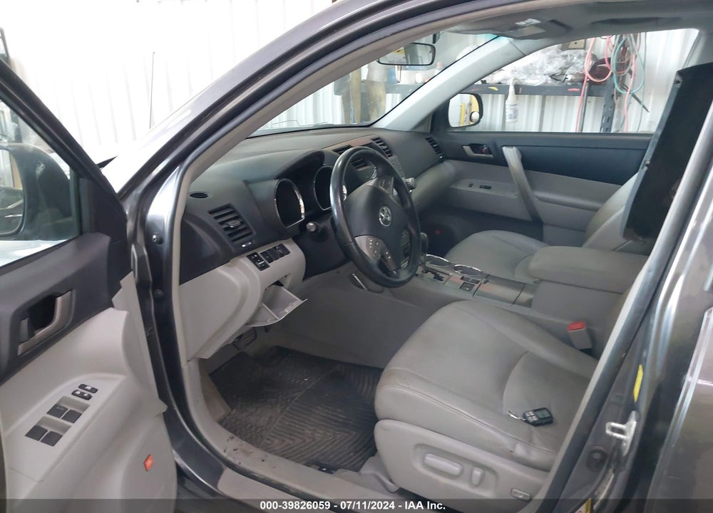 2010 TOYOTA HIGHLANDER SPORT V6 VIN: 5TDEK3EH5AS001630