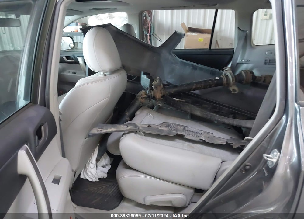2010 TOYOTA HIGHLANDER SPORT V6 VIN: 5TDEK3EH5AS001630