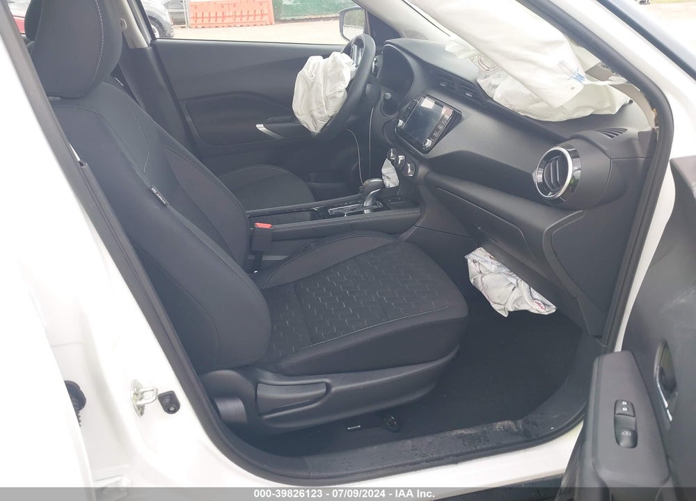 2024 NISSAN KICKS SV XTRONIC CVT VIN: 3N1CP5CV2RL494488