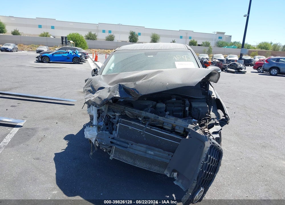 2019 KIA SORENTO 2.4L L VIN: 5XYPG4A30KG519864