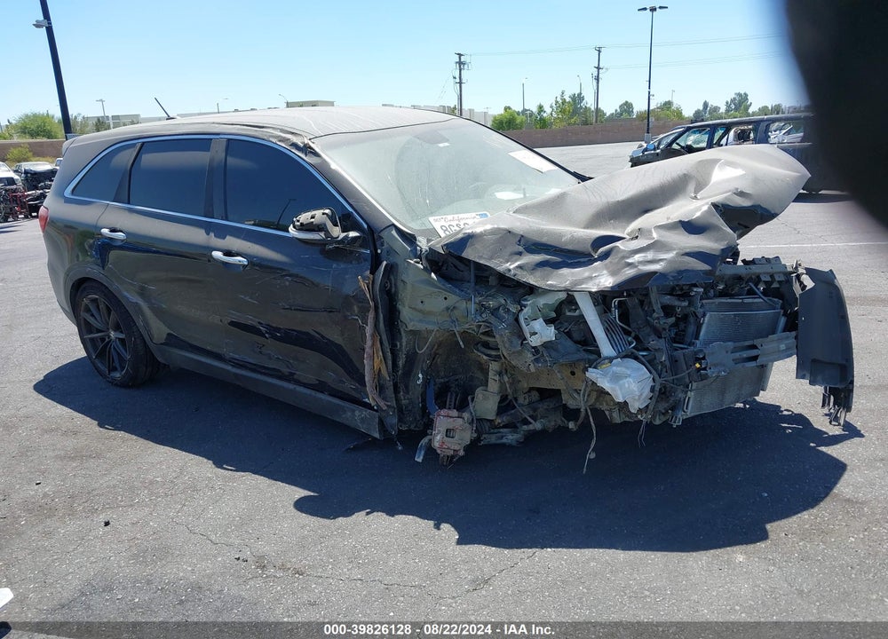 2019 KIA SORENTO 2.4L L VIN: 5XYPG4A30KG519864