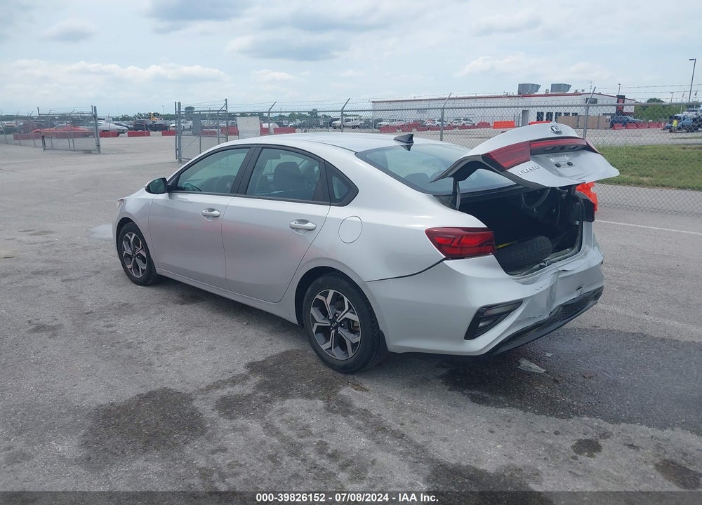 2021 KIA FORTE LXS VIN: 3KPF24AD3ME295184