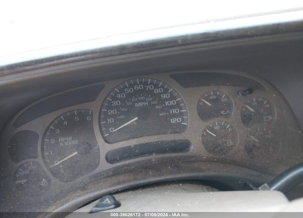 2005 GMC YUKON DENALI VIN: 1GKEK63U25J265929