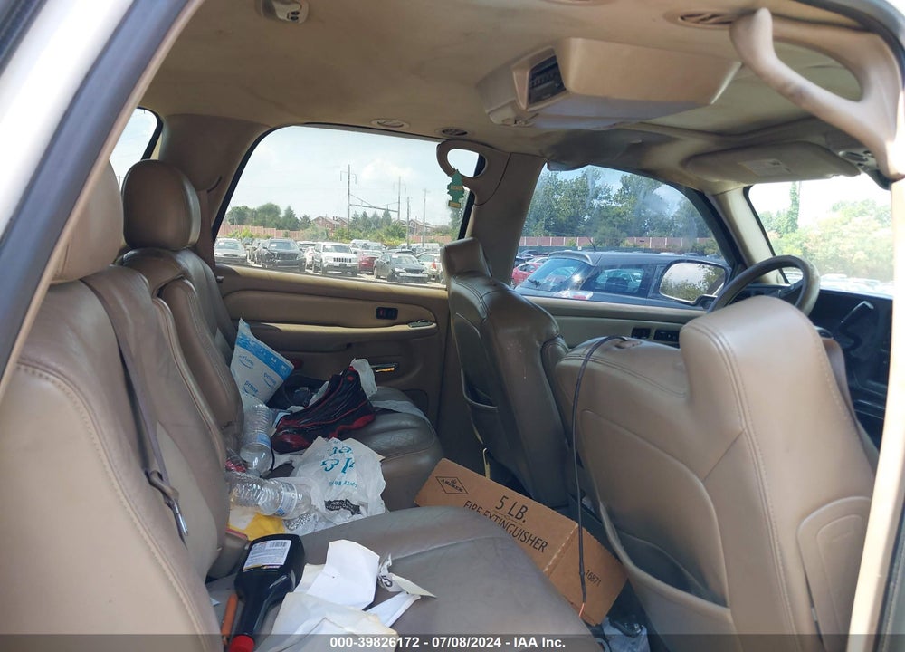 2005 GMC YUKON DENALI VIN: 1GKEK63U25J265929