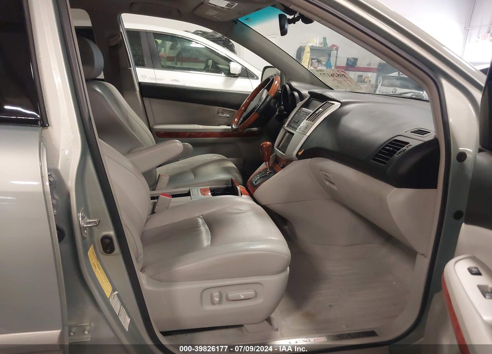 2004 LEXUS RX 330 VIN: 2T2HA31U84C032379