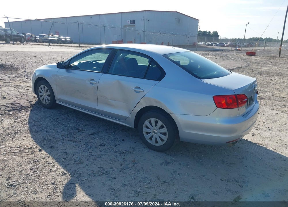2013 VOLKSWAGEN JETTA 2.0L S VIN: 3VW2K7AJ0DM430839