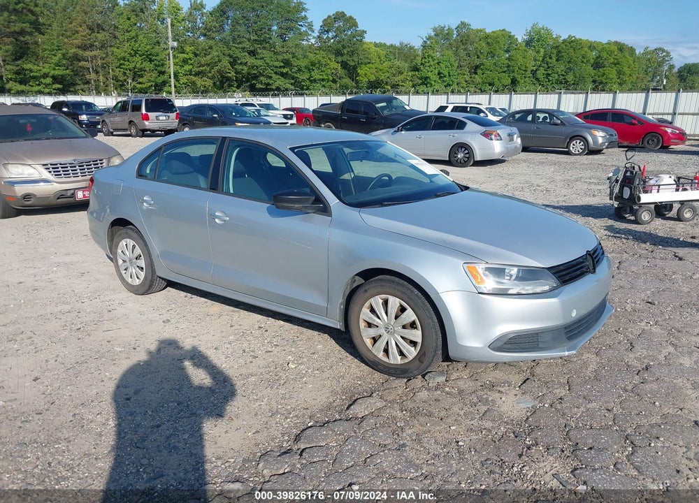2013 VOLKSWAGEN JETTA 2.0L S VIN: 3VW2K7AJ0DM430839