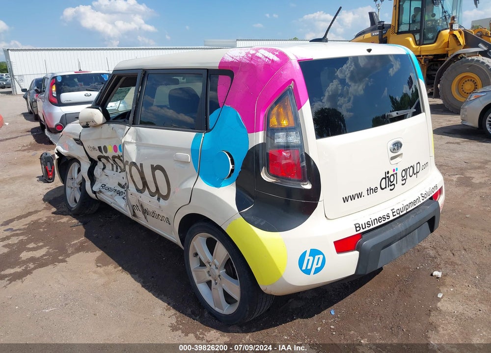 2010 KIA SOUL VIN: KNDJT2A20A7100244