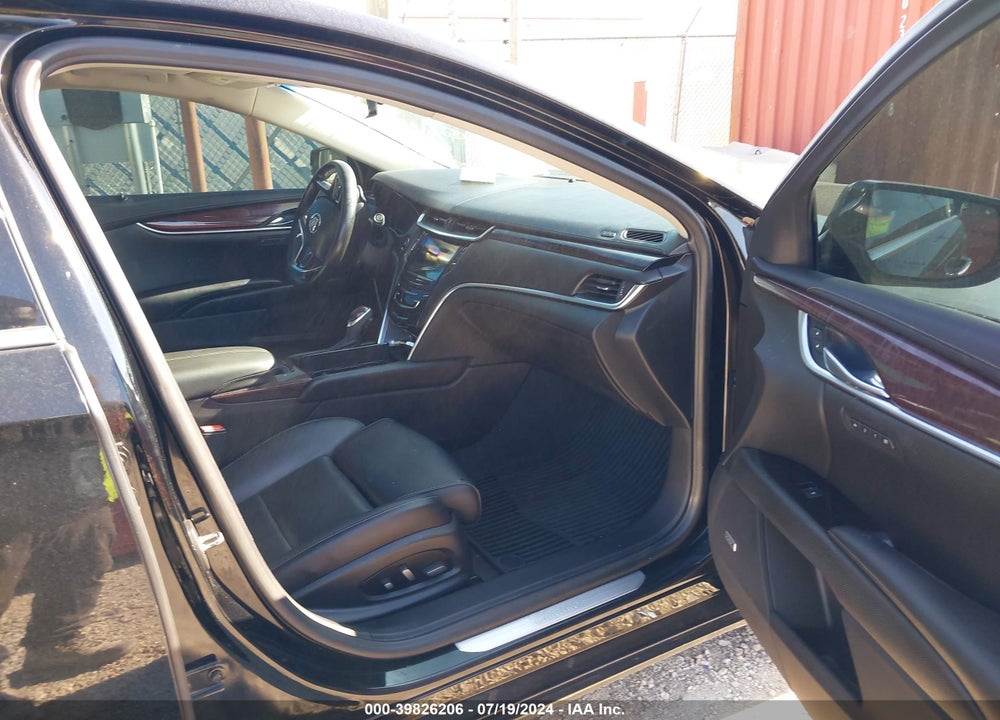 2014 CADILLAC XTS VSPORT PREMIUM VIN: 2G61V5S82E9228703