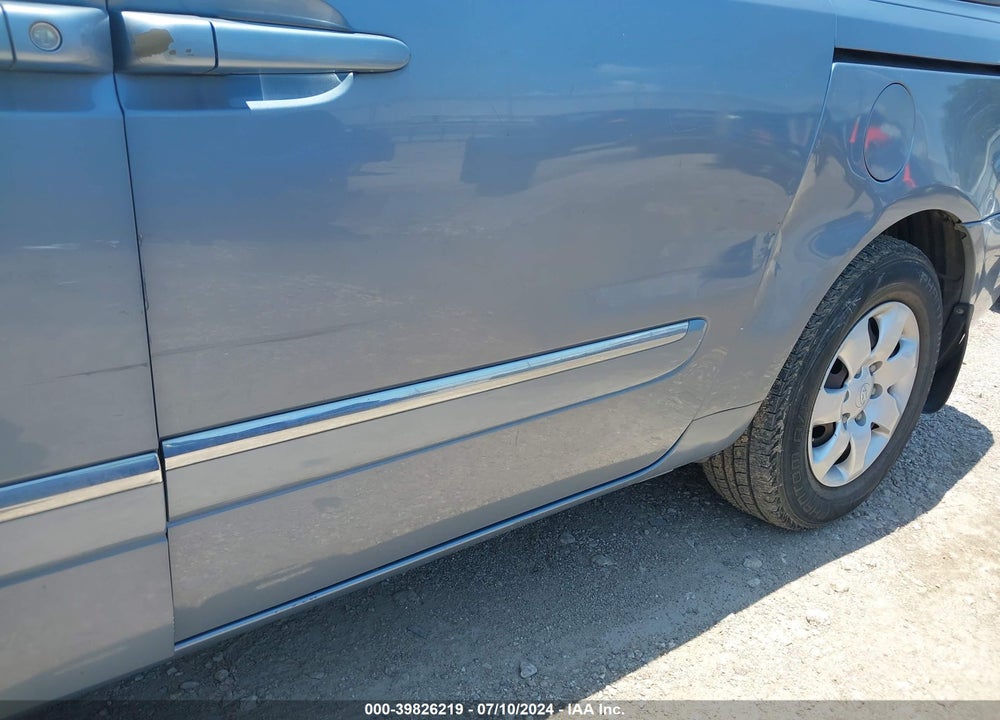 2008 HYUNDAI ENTOURAGE GLS/LIMITED VIN: KNDMC233386051737