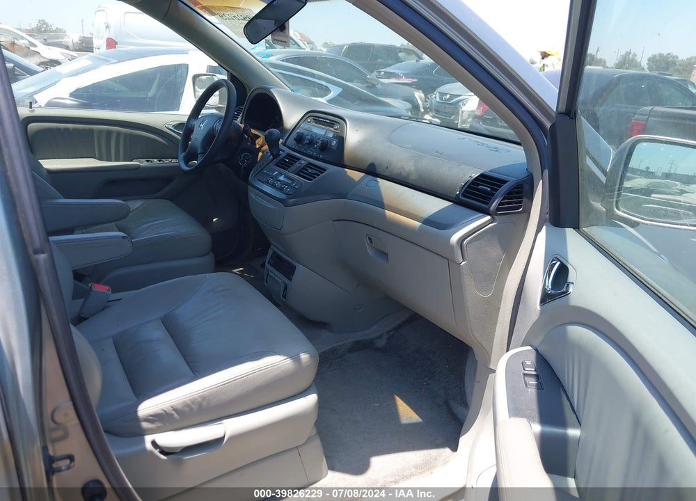 2005 HONDA ODYSSEY EX-L VIN: 5FNRL38735B041586