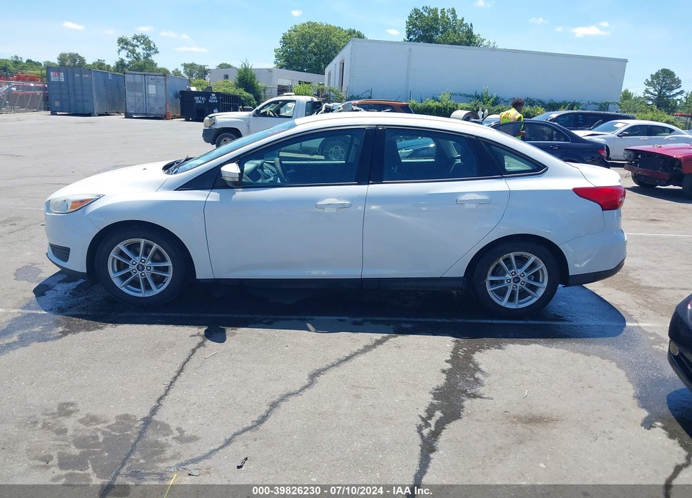 2015 FORD FOCUS SE VIN: 1FADP3F29FL201450